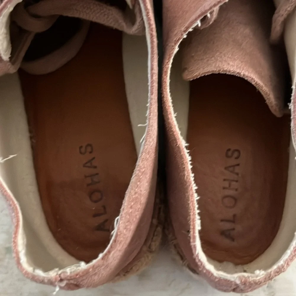 Alohas pink suede espadrilles shoe | size 7-7.5